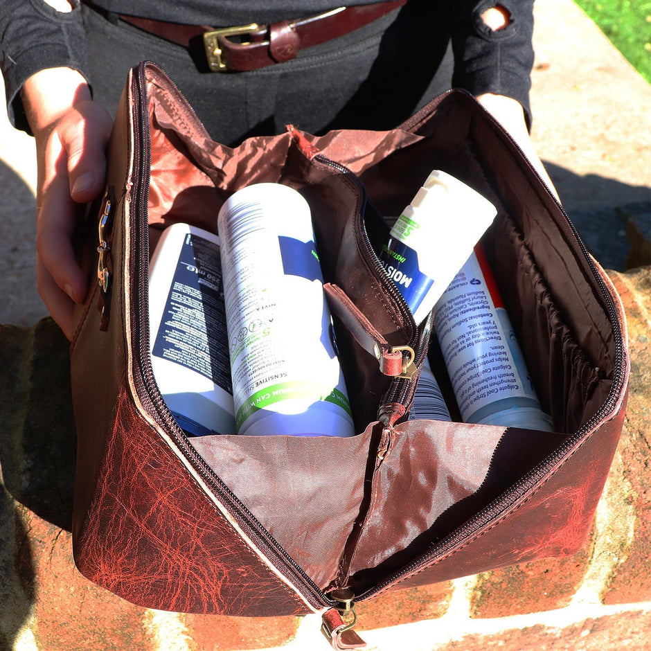 Personalised Snaffle Bit Leather Washbag
