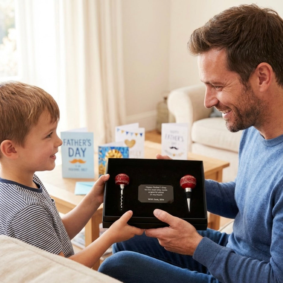 Personalised Cricket Bar Gift Set – Unique Cricket Gifts for Men, Him & Father’s Day