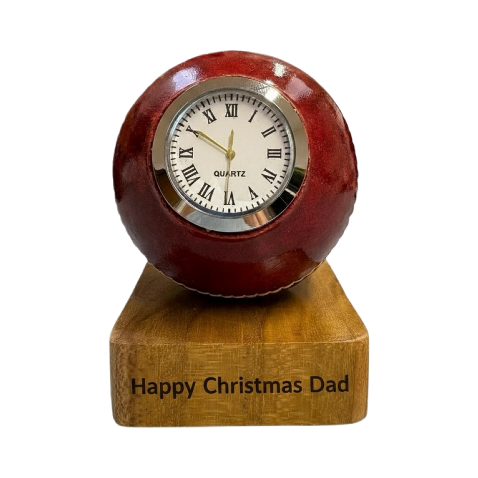 Personalised Cricket Clock – Handcrafted Gift for Cricket Fans