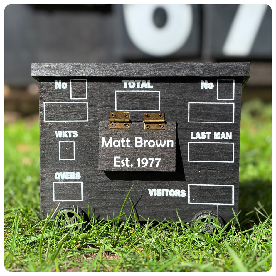 Personalised Cricket Scoreboard Desk Tidy –  Desktop Accessory for Cricket Fans