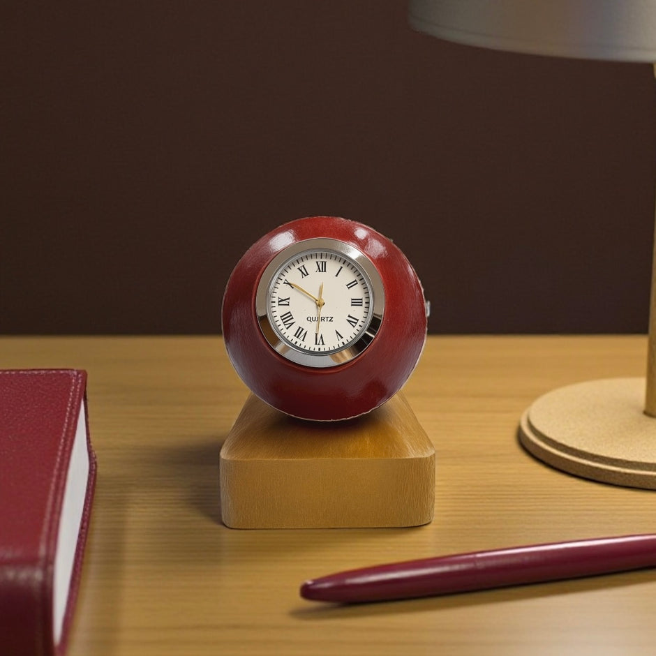 Personalised Cricket Clock – Handcrafted Gift for Cricket Fans